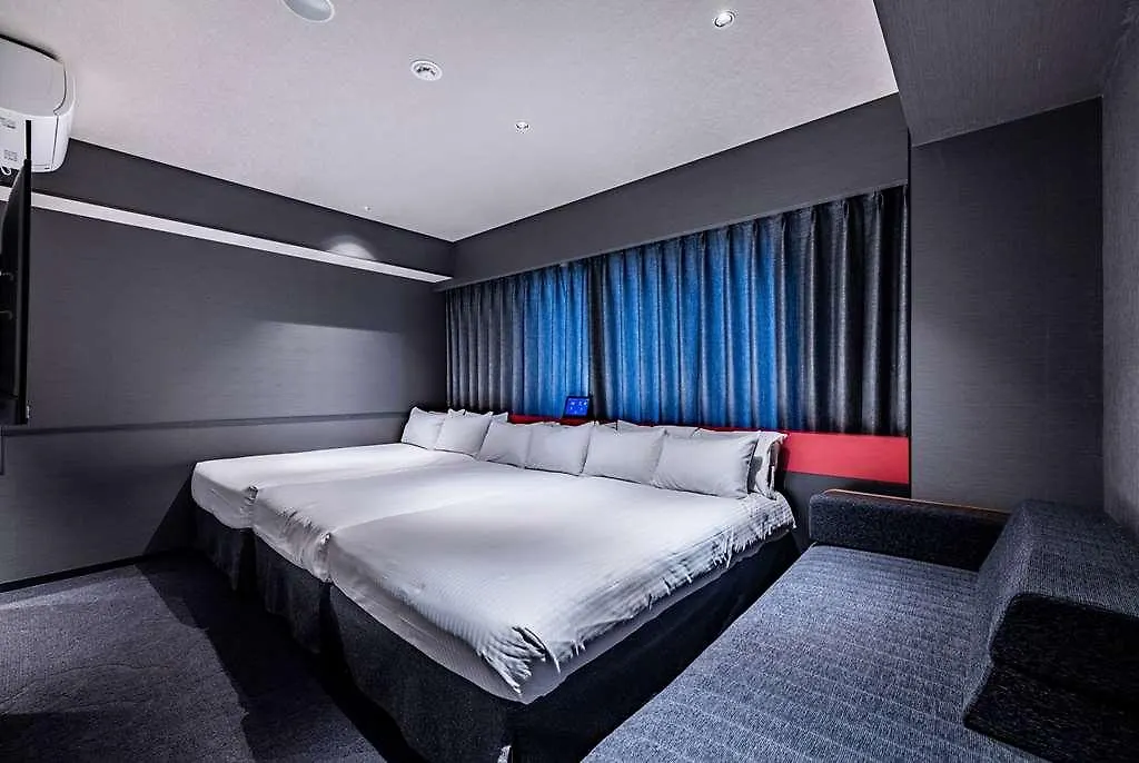 Отель Wyndham Garden Sapporo Odori